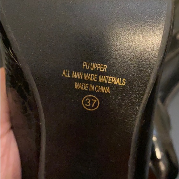 Black pumps from Spring Shoes - Picture 7 of 8